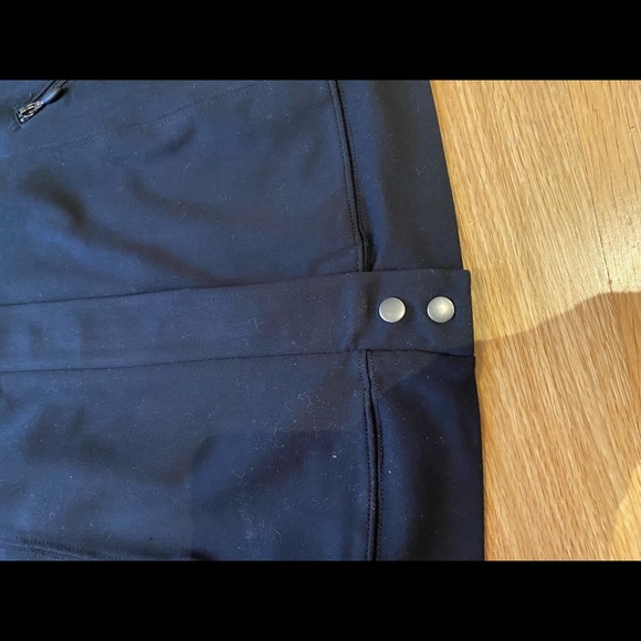 Jockey - Woman’s black track suit. 2 pieces, both size M. - Picture 10 of 10